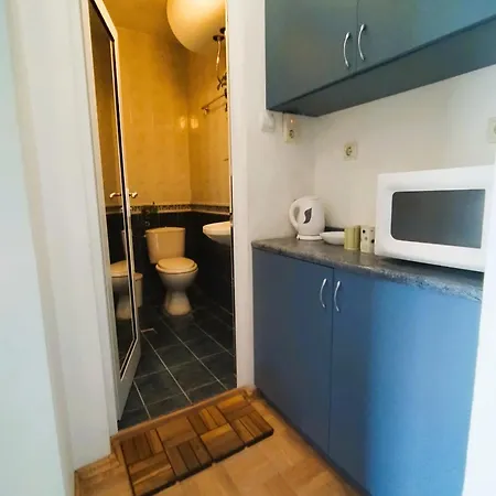 Lira Sto Apartments Pomorie Exterior photo