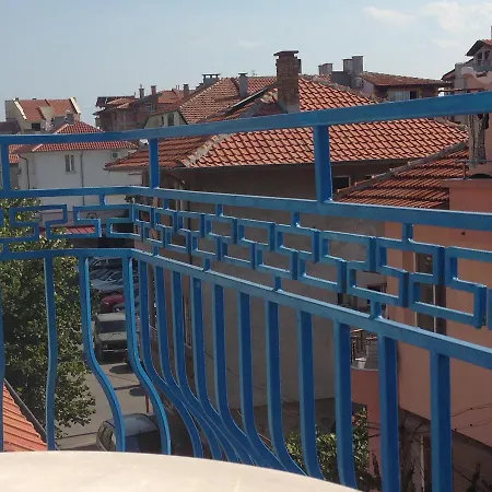 Lira Sto Apartments Pomorie Exterior photo