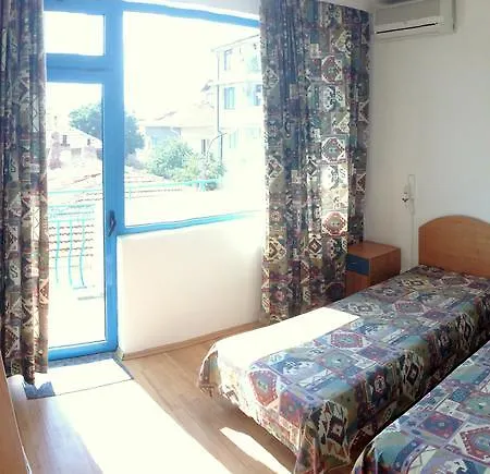 Lira Sto Apartments Pomorie Exterior photo